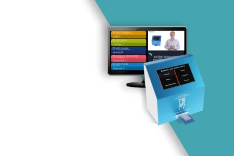 Pořadový systém s vyvolávacím modulem